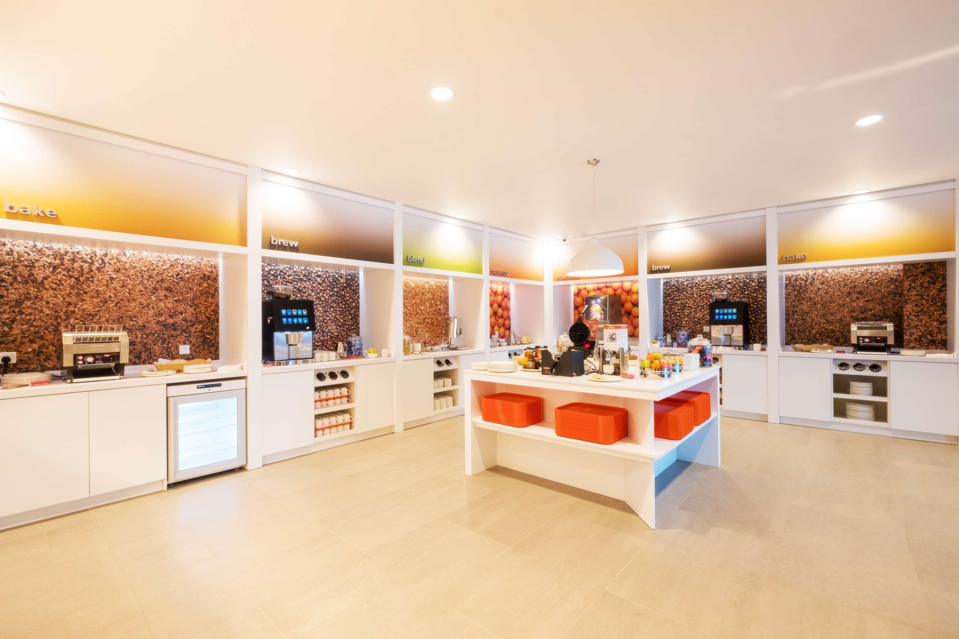 Hampton By Hilton Aberdeen Westhill Kirkton of Skene Extérieur photo